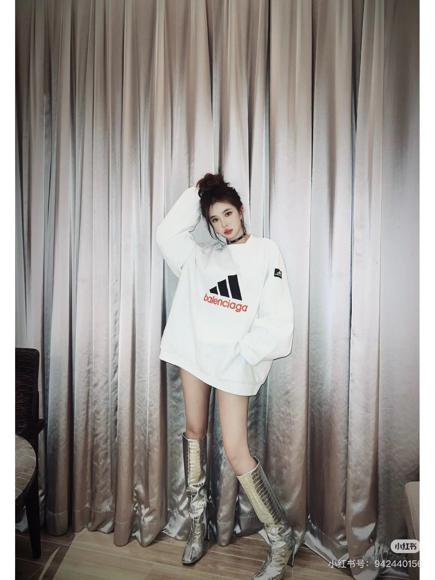 Balenciaga Logo Print Crewneck Sweatshirt