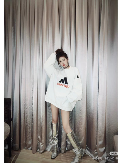 Balenciaga Logo Print Crewneck Sweatshirt