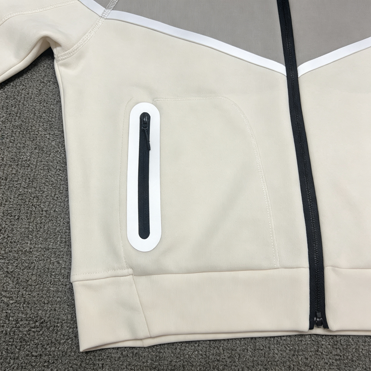 Nike Sportswear Tech Fleece Windrunner Color-Block Full-Zip Hoodie