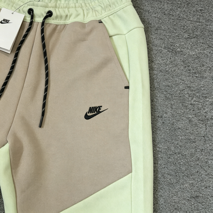 Nike Tech Fleece Men's Color-Block Tapered Jogger Pants