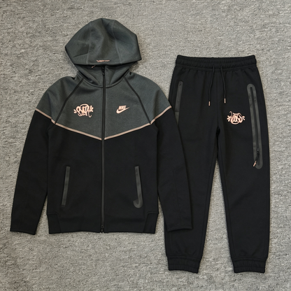 Nike Sportswear x Central Cee "Syna World" Tech Fleece Tracksuit