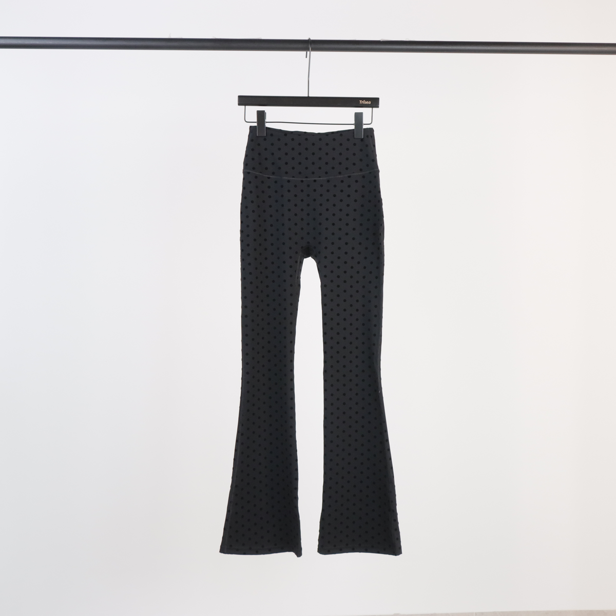 Lululemon Groove Super-High-Rise Flared Pant(Polka Dot Flocked Black)