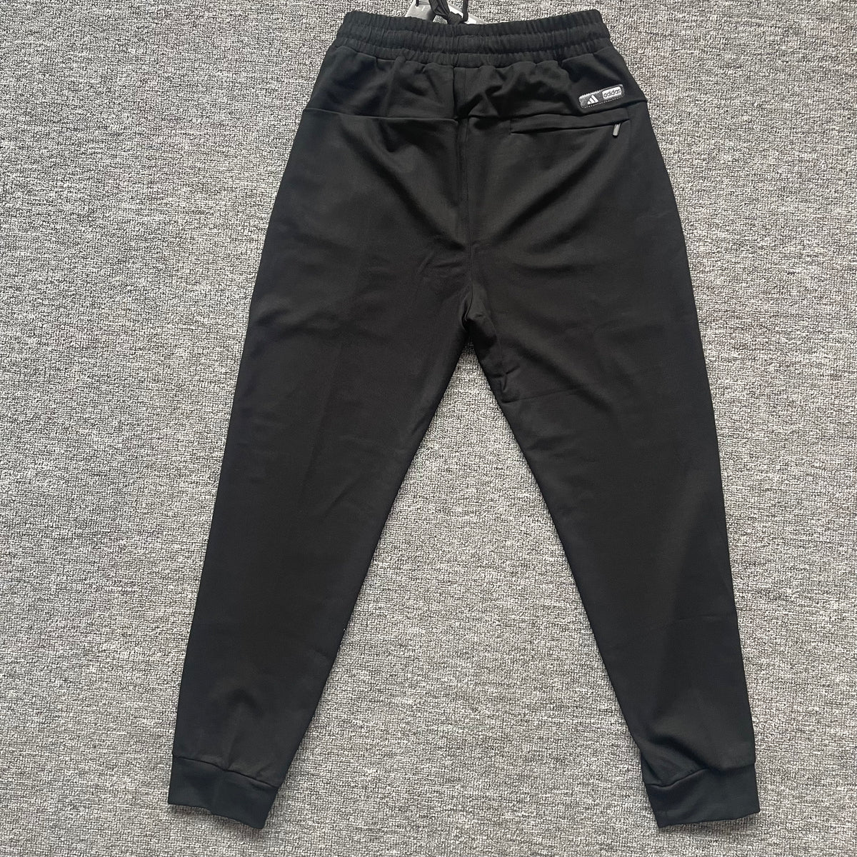Adidas Essentials Fleece Regular Tapered Pants