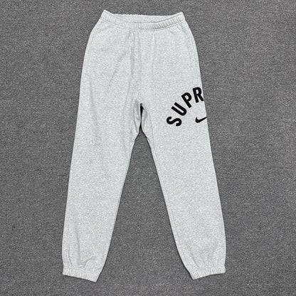 Supreme / Nike Arc Sweatpant in Black