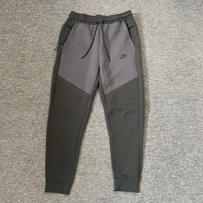 Nike Tech Fleece Men's Color-Block Tapered Jogger Pants