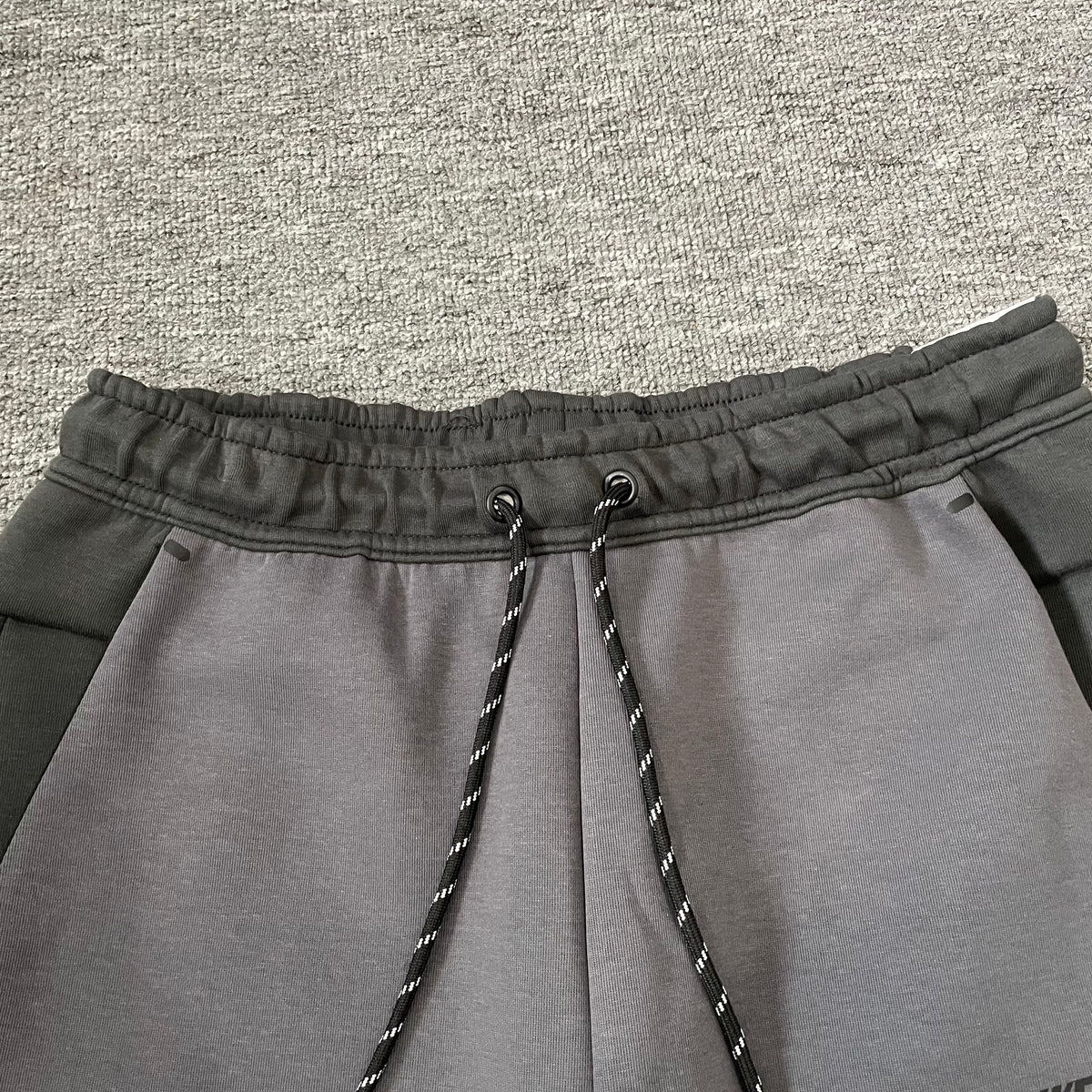 Nike Tech Fleece Men's Color-Block Tapered Jogger Pants