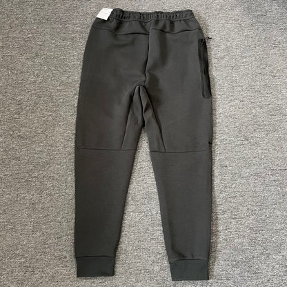 Nike Tech Fleece Men's Color-Block Tapered Jogger Pants