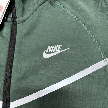 Nike Tech Windrunner Men's Reflective Details Fleece Full-Zip Jacket