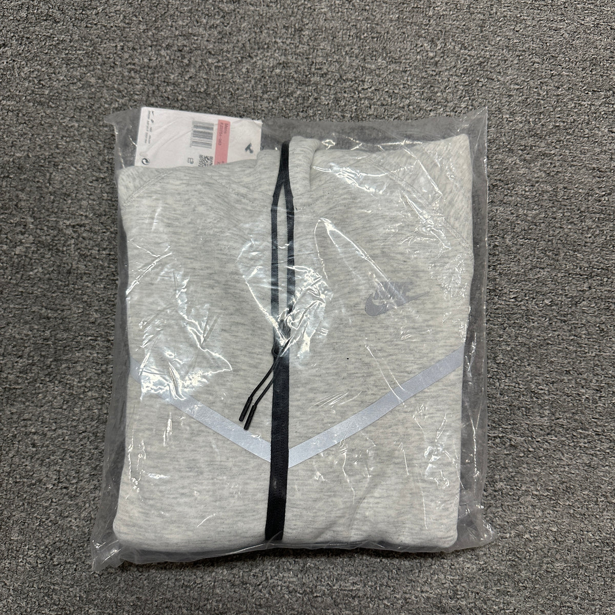 Nike Tech Fleece Full-Zip Windrunner Jacket with Reflective Accents
