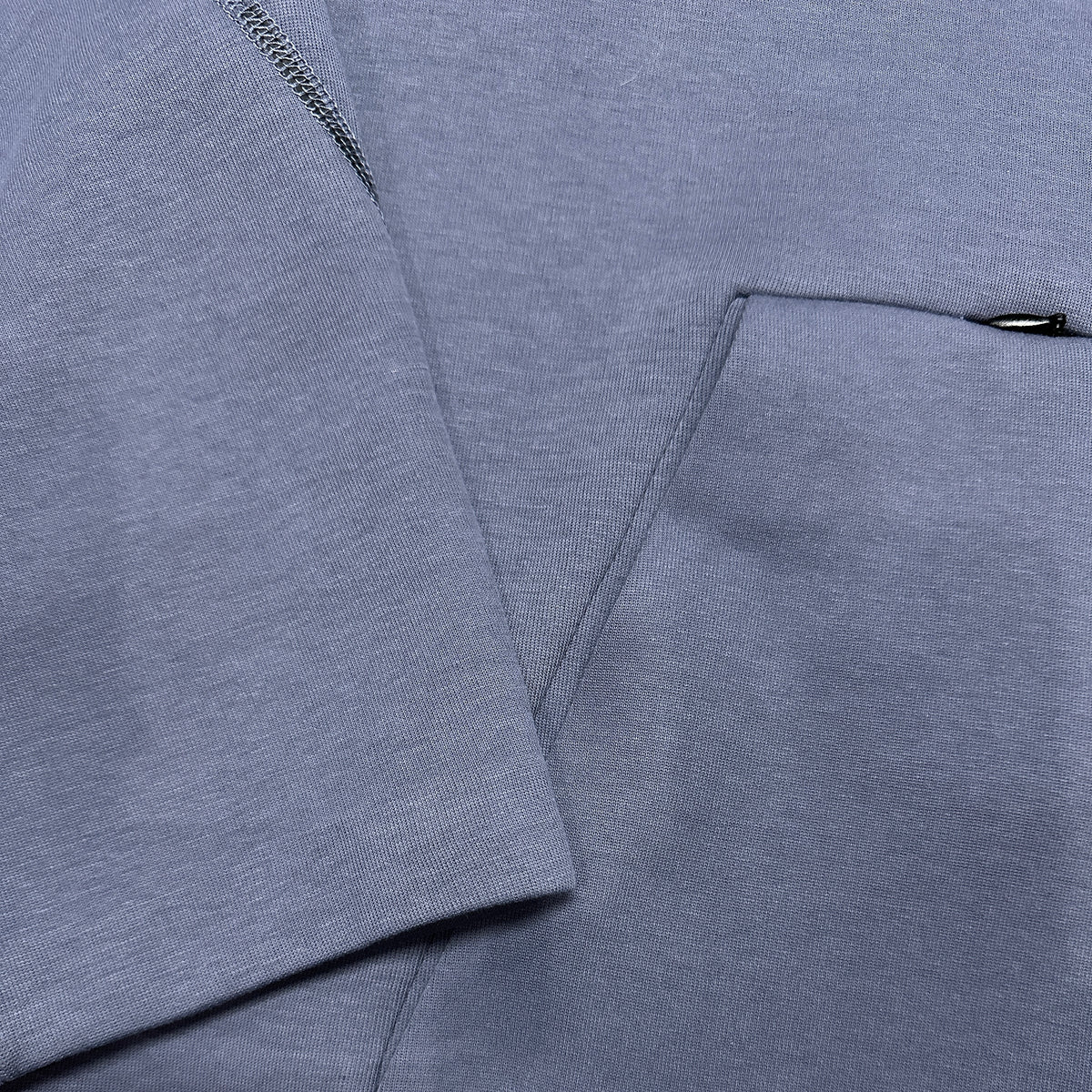 Nike Tech Men's Pullover Hoodie with Reflective Design Accents