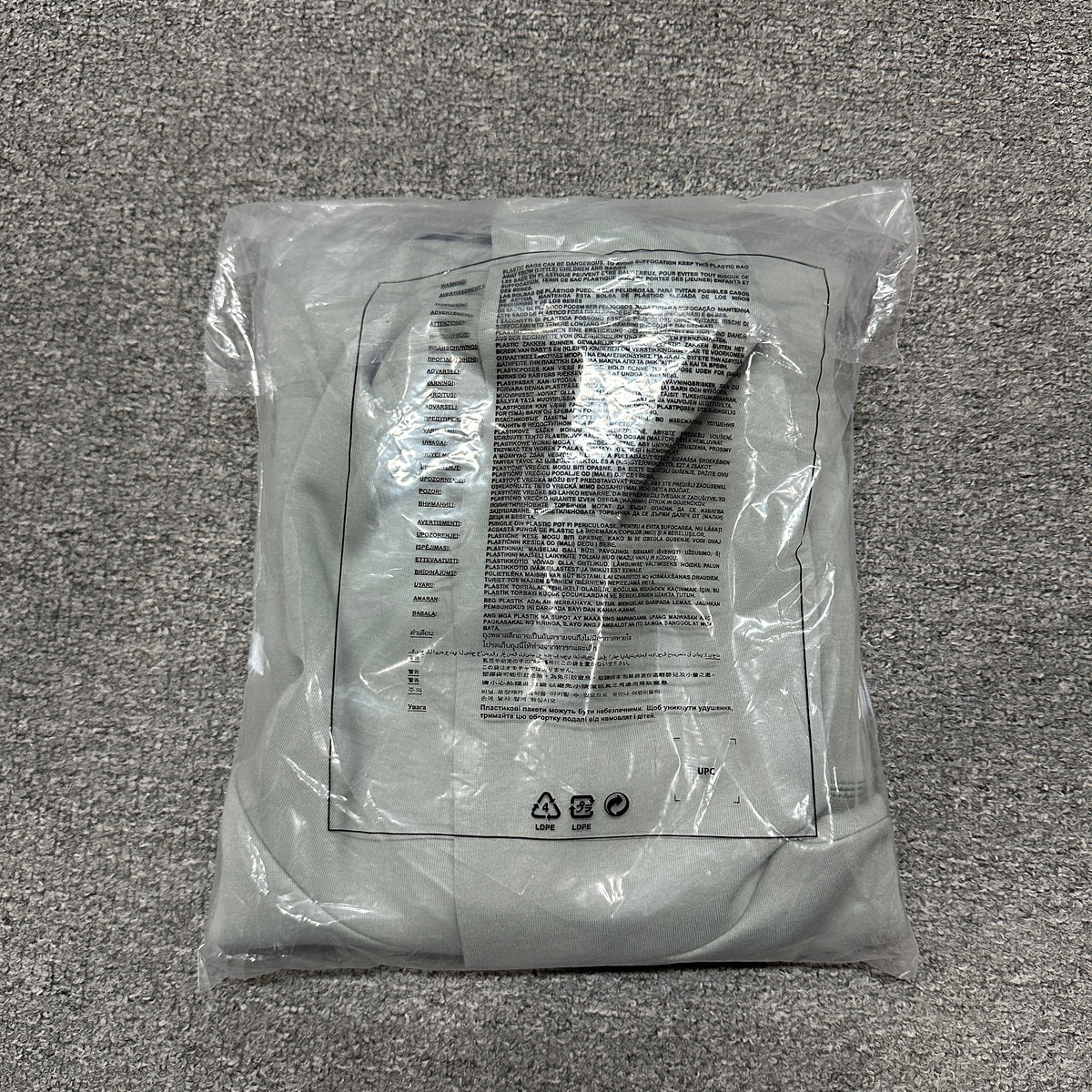 Nike Tech Men's Pullover Hoodie with Reflective Design Accents