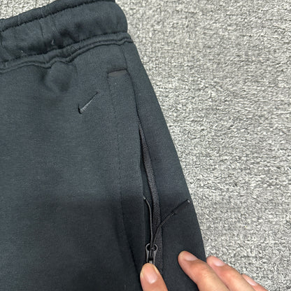 Nike Tech Men's Heavyweight Fleece Loose-Fit Open-Hem Pants
