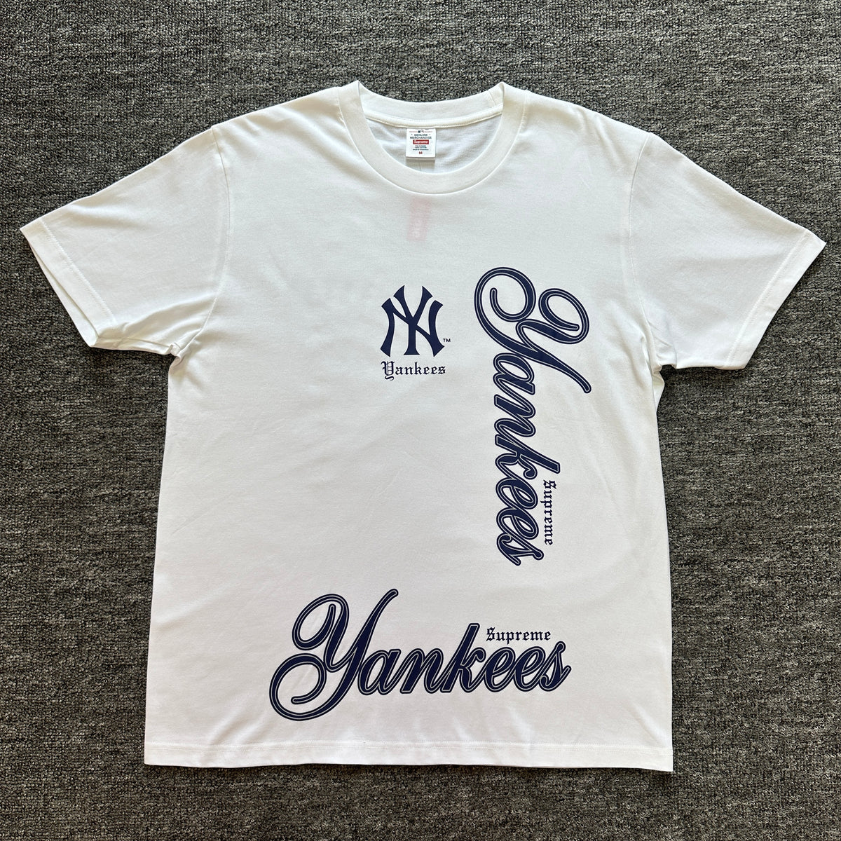 Supreme MLB Teams Sox Tee