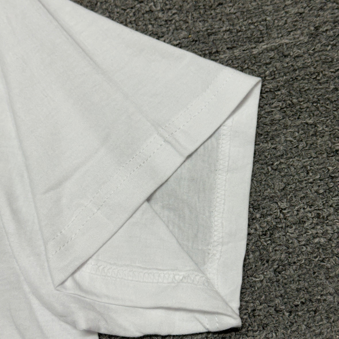 Supreme x Hanes Tagless Crewneck Tee