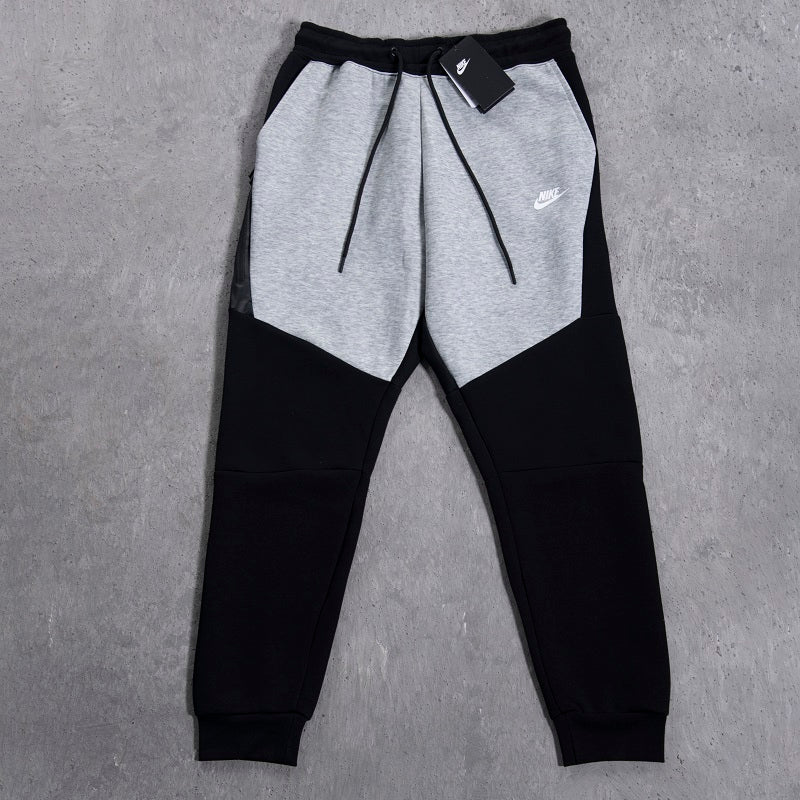 Nike Sportswear Tech Fleece Men's Tapered Color-Block Joggers