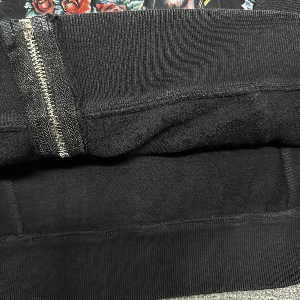 We Are Righteous "Risen King" Cropped Zip-Up Hoodie