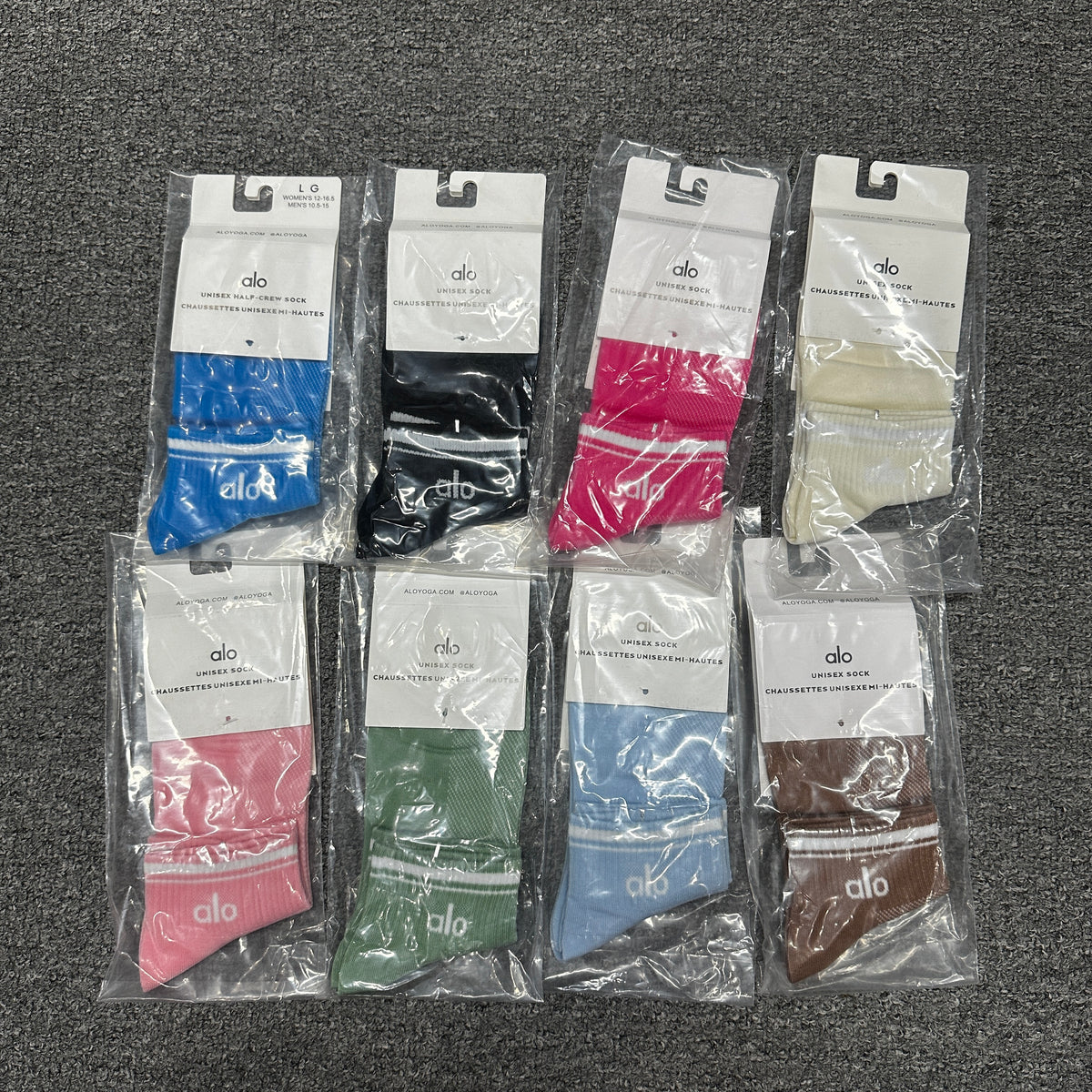 Alo Yoga Unisex Throwback Socks