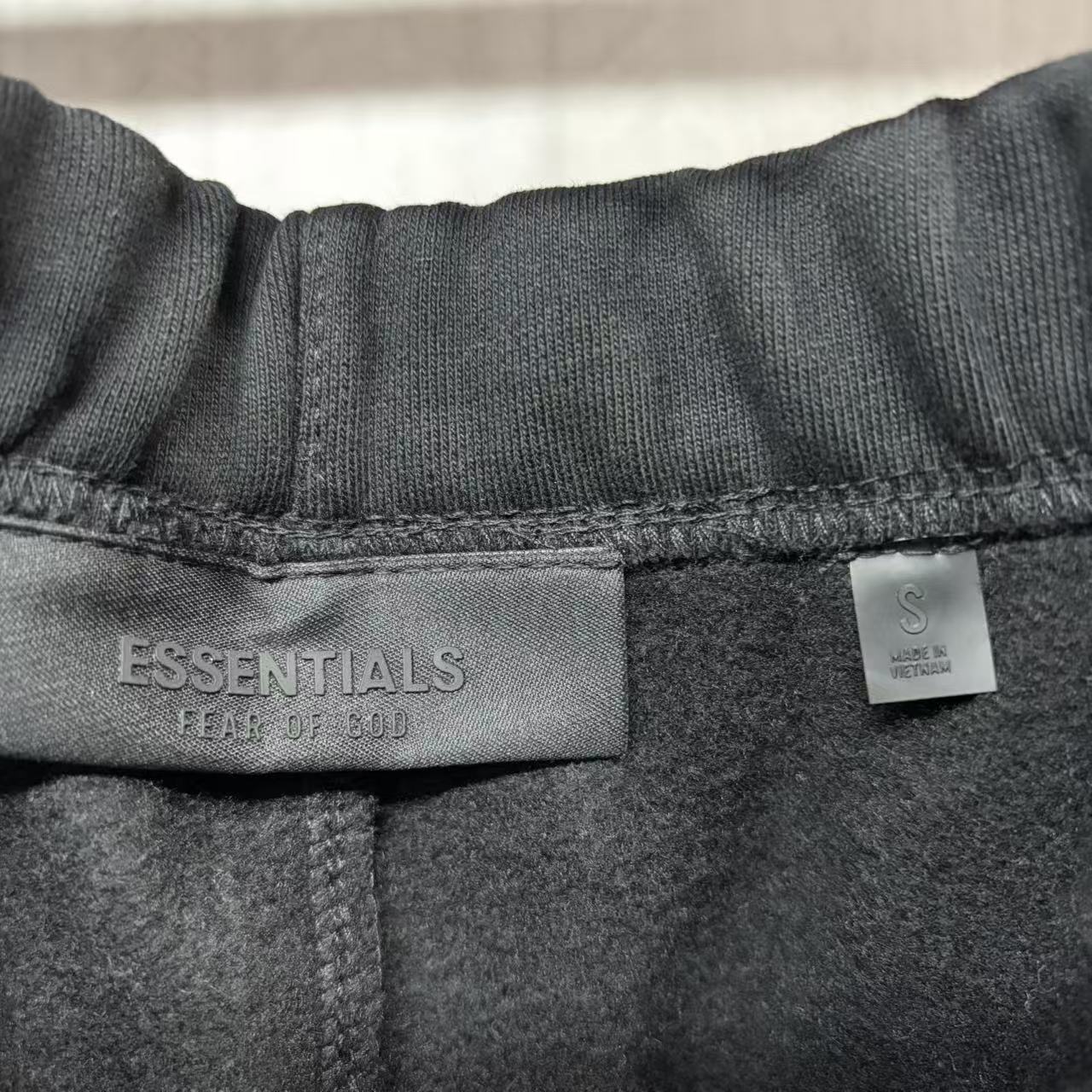 Fear of God Essentials Fleece Relaxed Sweatpant