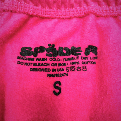 SP5DER P*NK V2 pink sweatpants inner waistband label detail
SP5DER P*NK V2 pink sweatpants size label detail