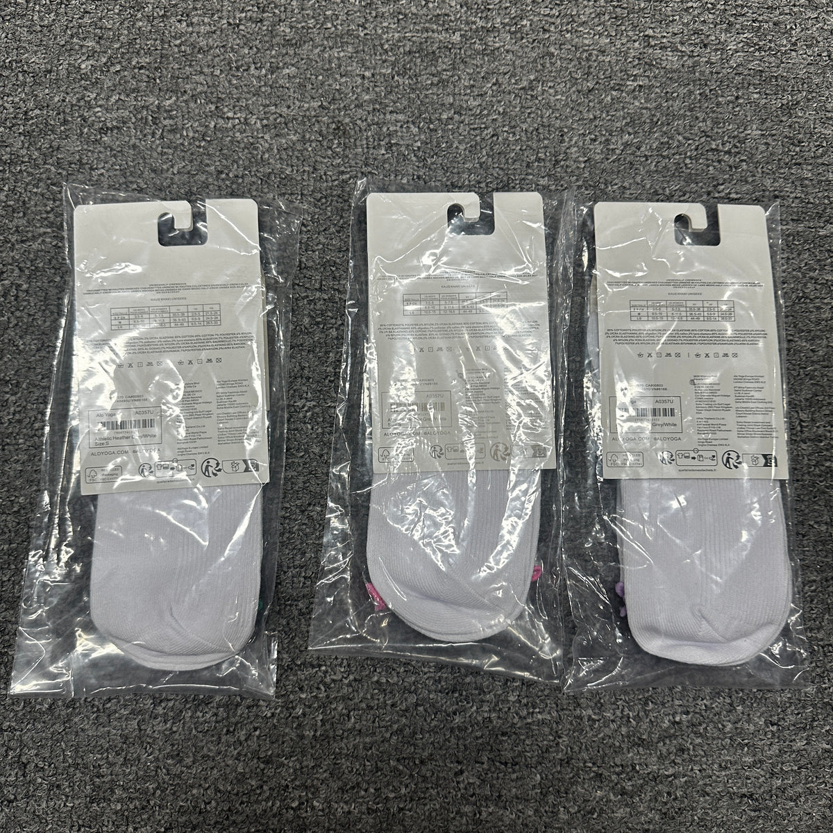 Alo Yoga Women's Lettuce Edge Socks