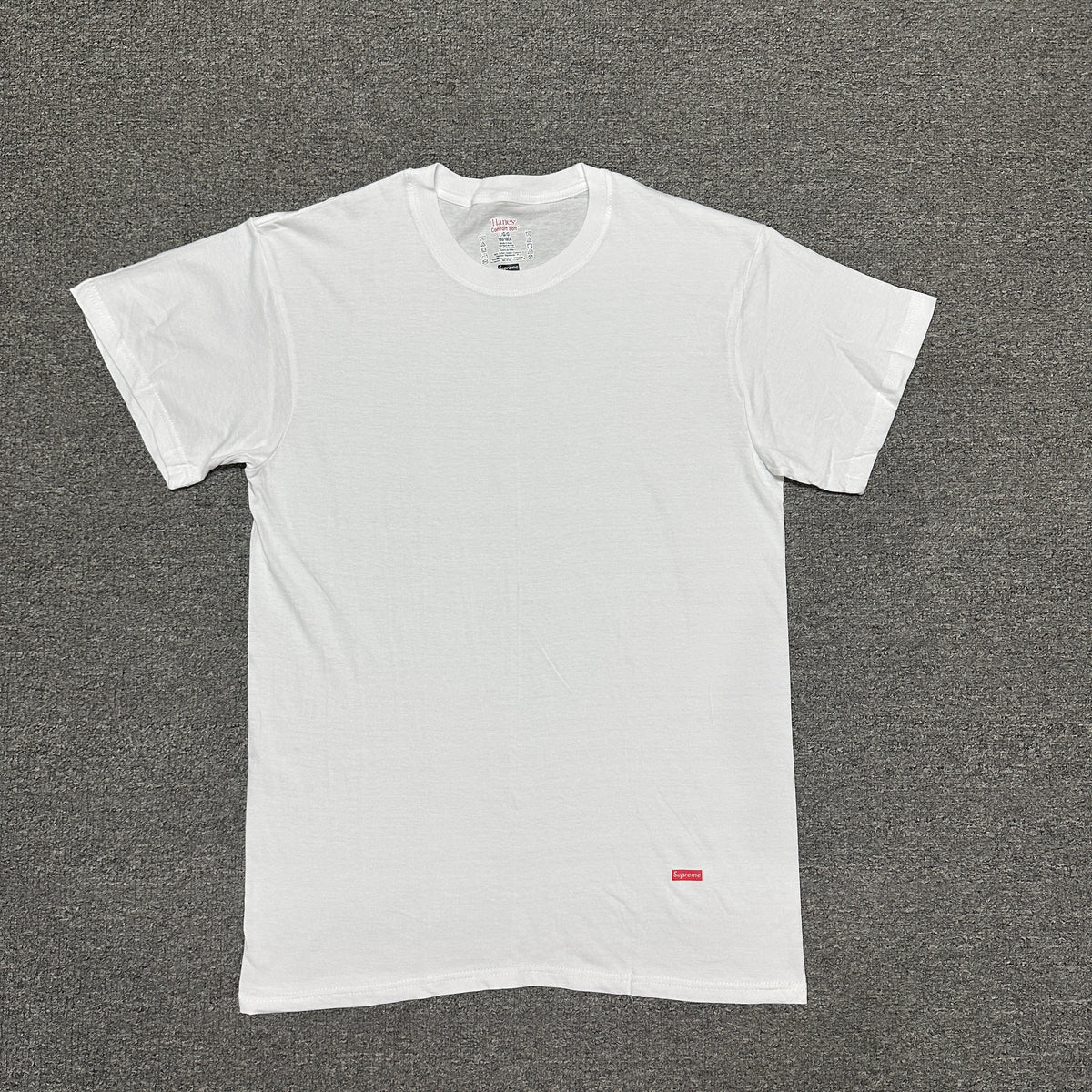 Supreme x Hanes Tagless Crewneck Tee