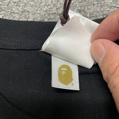 BAPE Relaxed fit T-shirt crew neckline and woven neck label