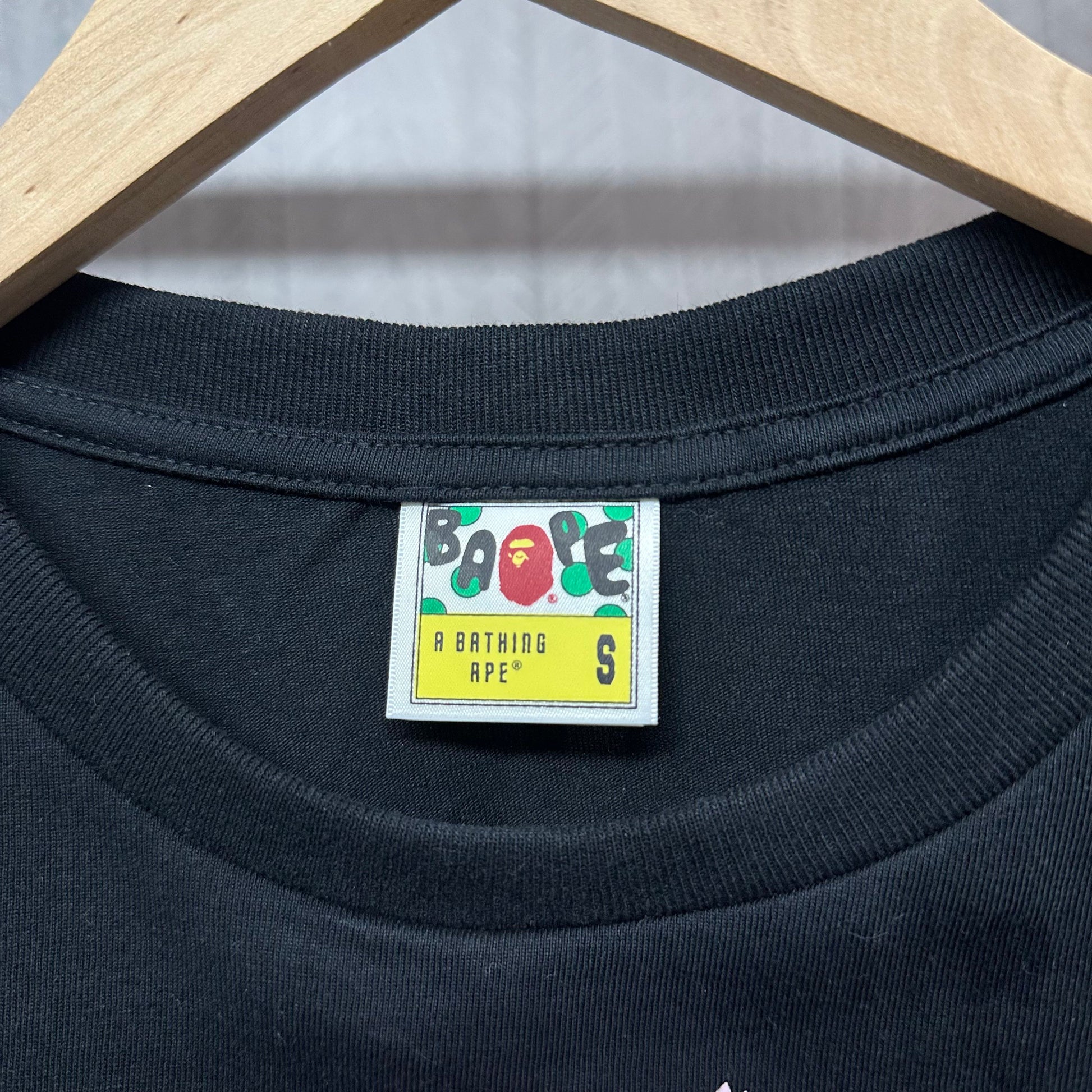 BAPE Black graphic T-shirt crew neckline and woven label detail