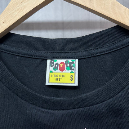 BAPE Black graphic T-shirt crew neckline and woven label detail