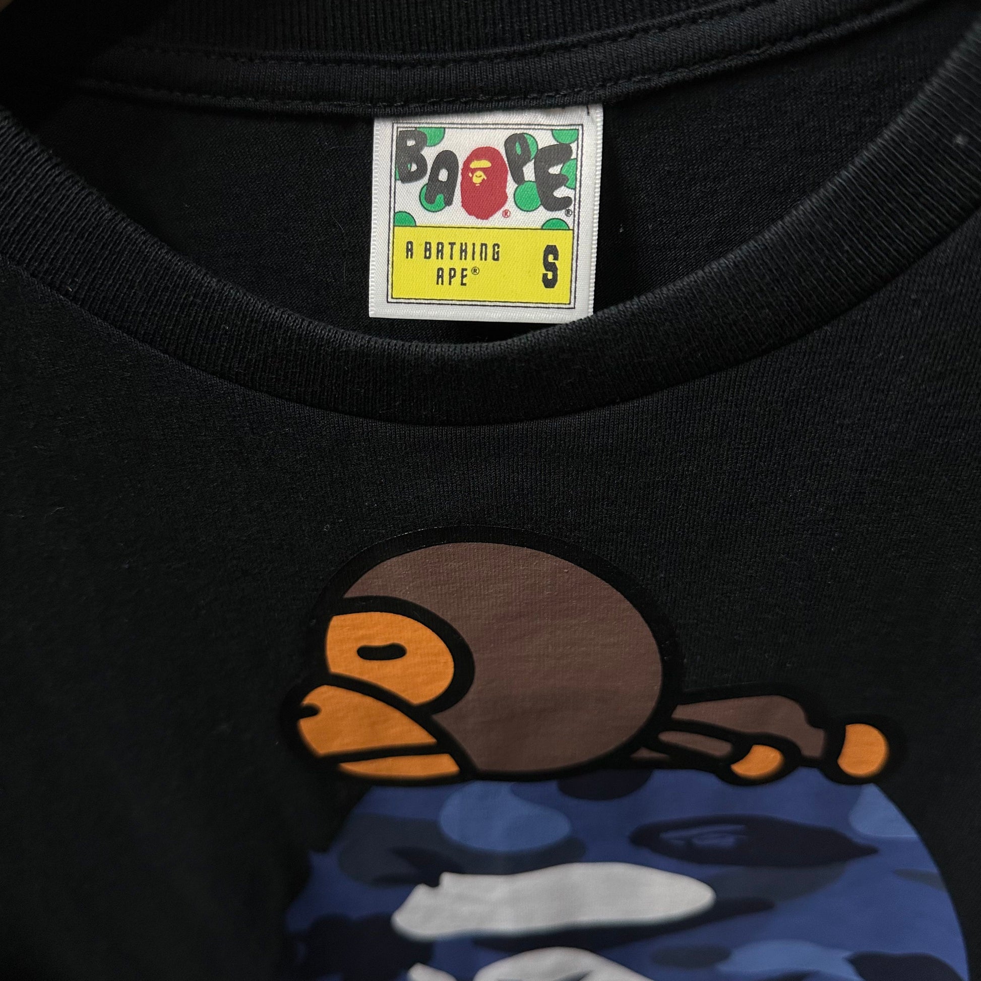 BAPE Graphic T-shirt crew neckline and woven neck label detail