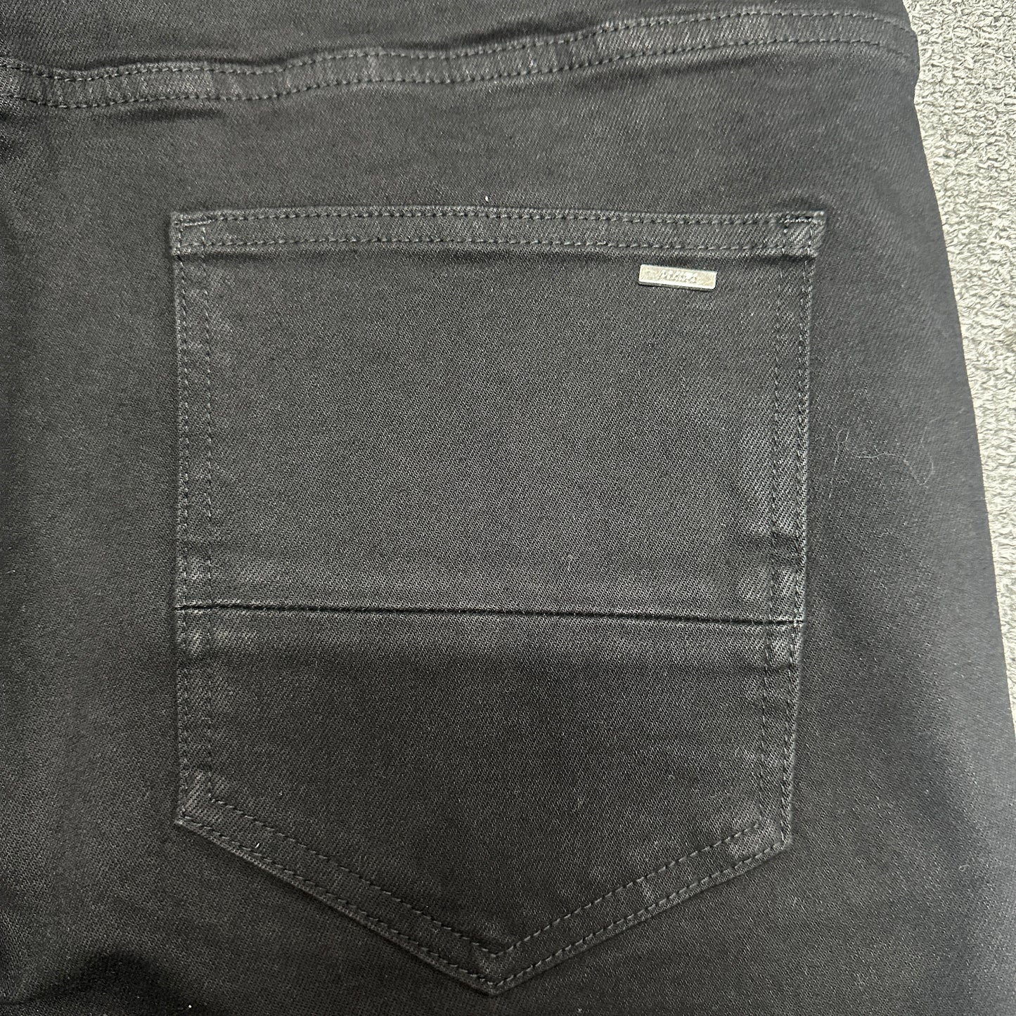 AMIRI Staggered Logo Skinny Jeans Black Gold