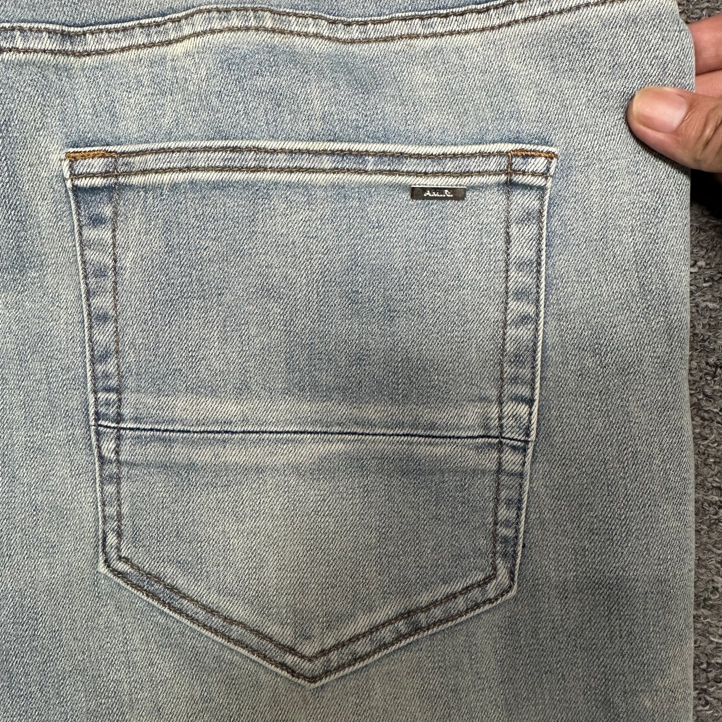 AMIRI Distressed Skinny Jeans Light Indigo