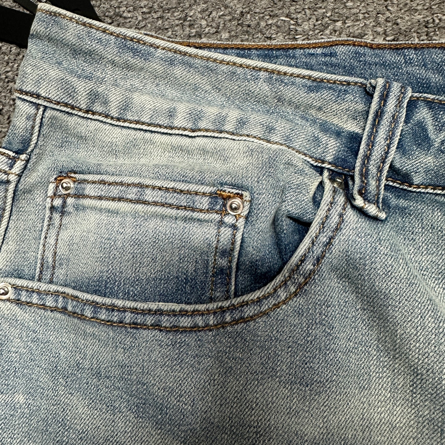 AMIRI Distressed Skinny Jeans Light Indigo