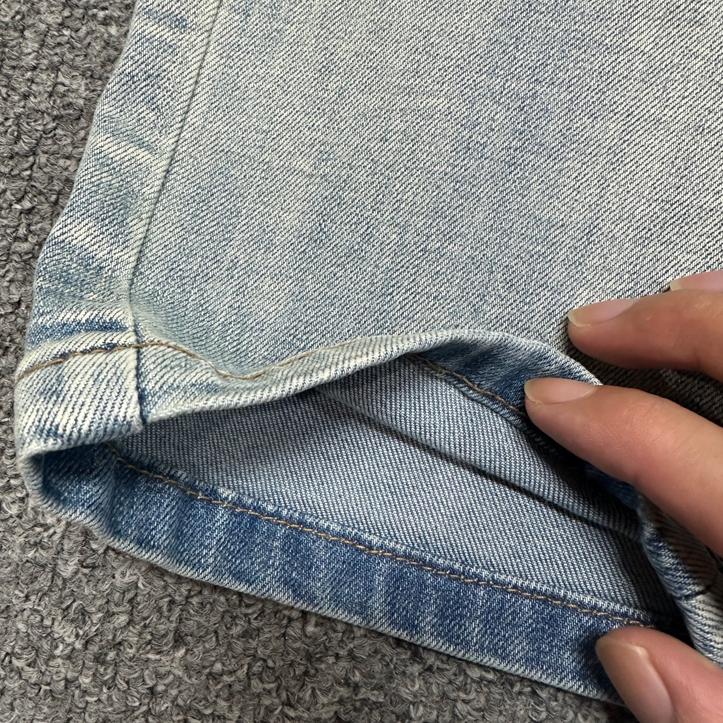 AMIRI Distressed Skinny Jeans Light Indigo
