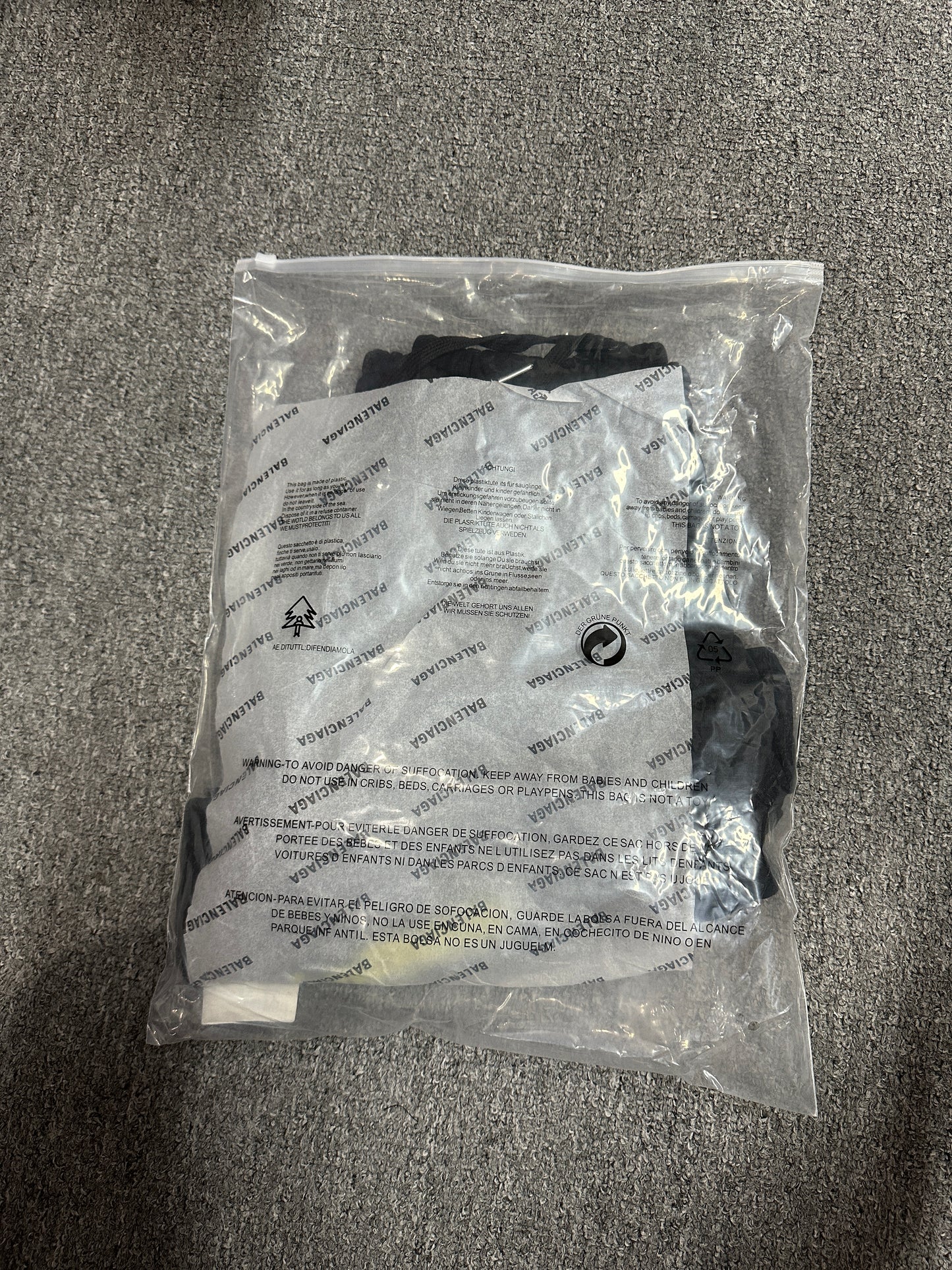 Balenciaga Messy Spray Baggy Sweat Shorts