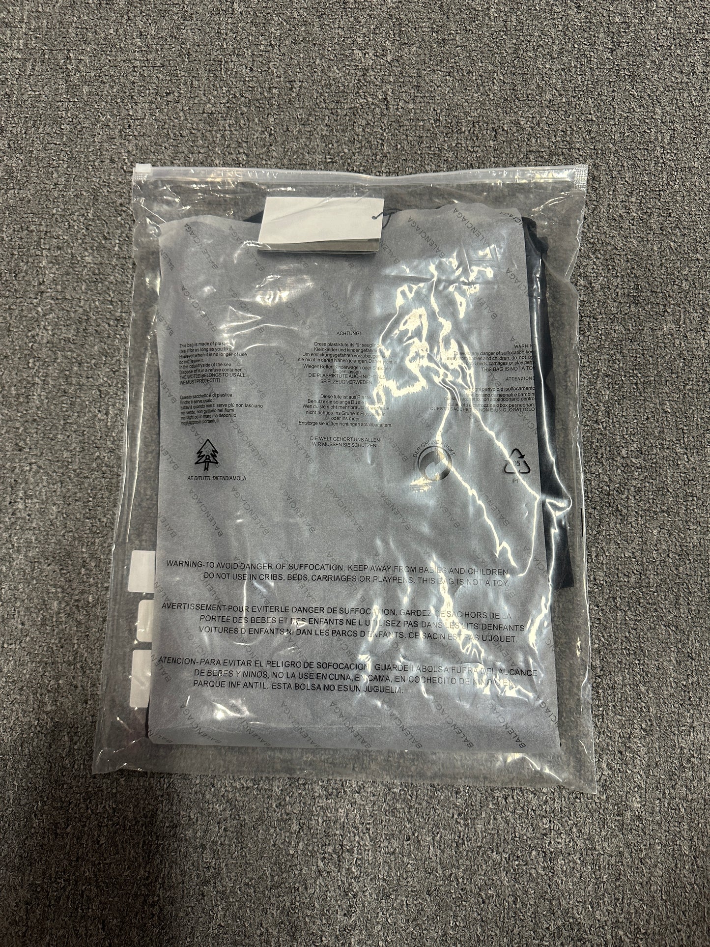 Balenciaga 520 Stickers Medium Fit T-Shirt
