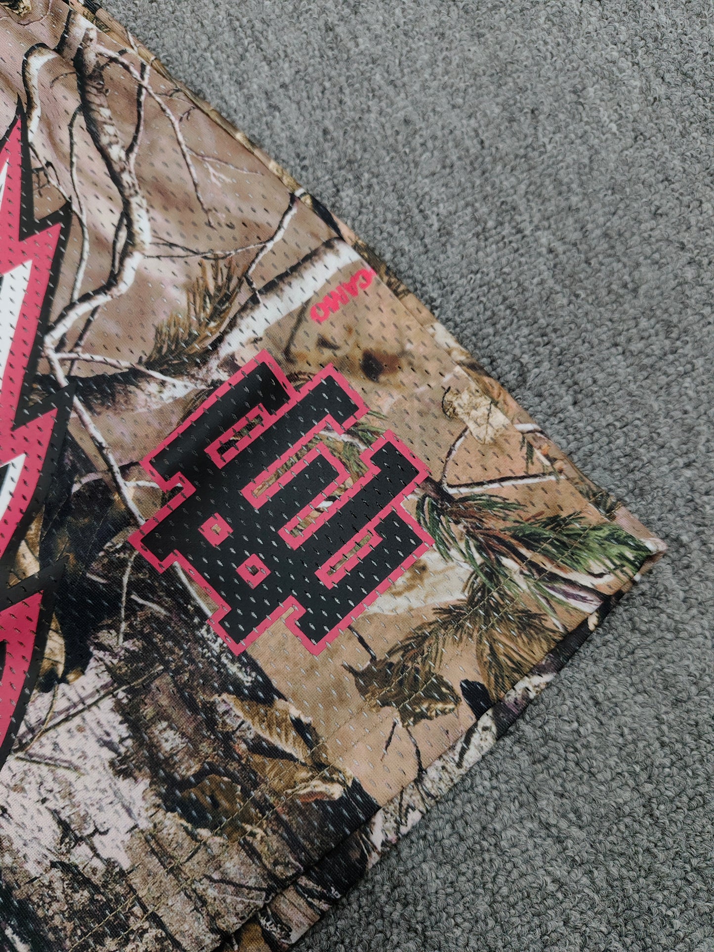 Eric Emanuel EE Basic Short - Realtree Camo/Pink