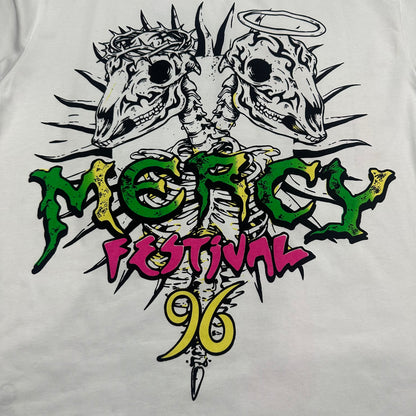 Close-up of the colorful front graphic on Hellstar Online white T-shirt
Detailed black outlines neon colors and paint splatter print on Hellstar Online graphic Tee
Neon pink flame cross graphic detail on Hellstar Online white T-shirt
Bright green flame graphic detail on Hellstar Online white streetwear T-shirt
Black paint splatter print detail on Hellstar Online white graphic T-shirt