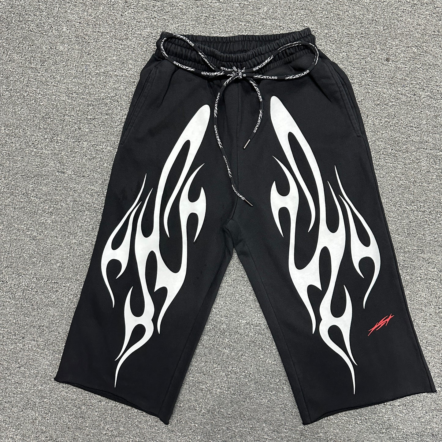 Hellstar Flame Shorts - White