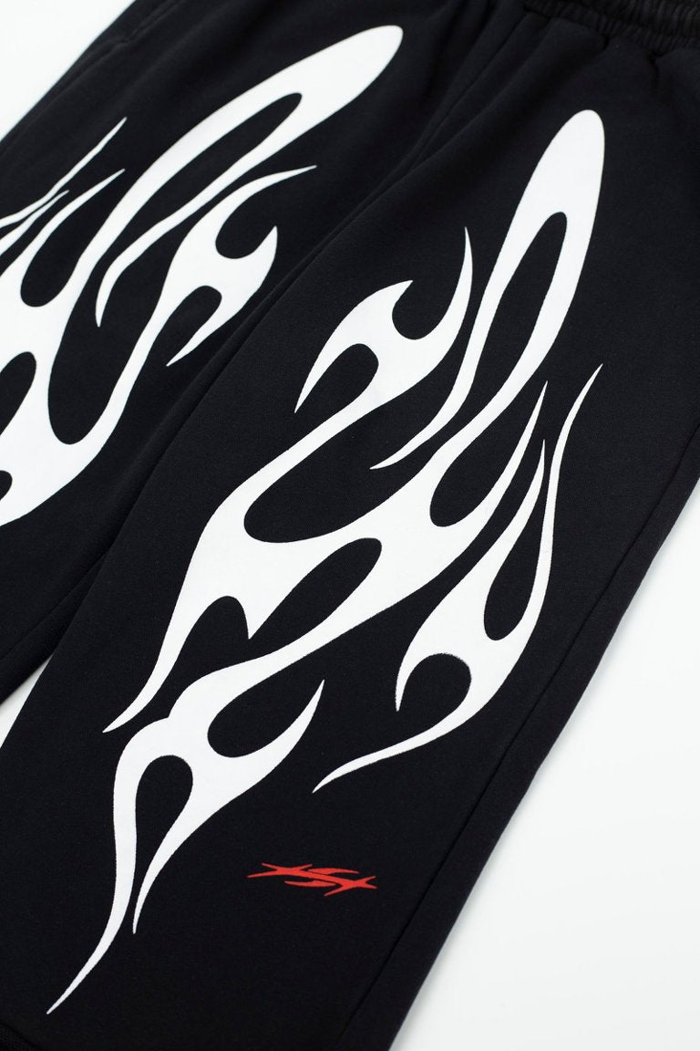 Hellstar Flame Shorts - White