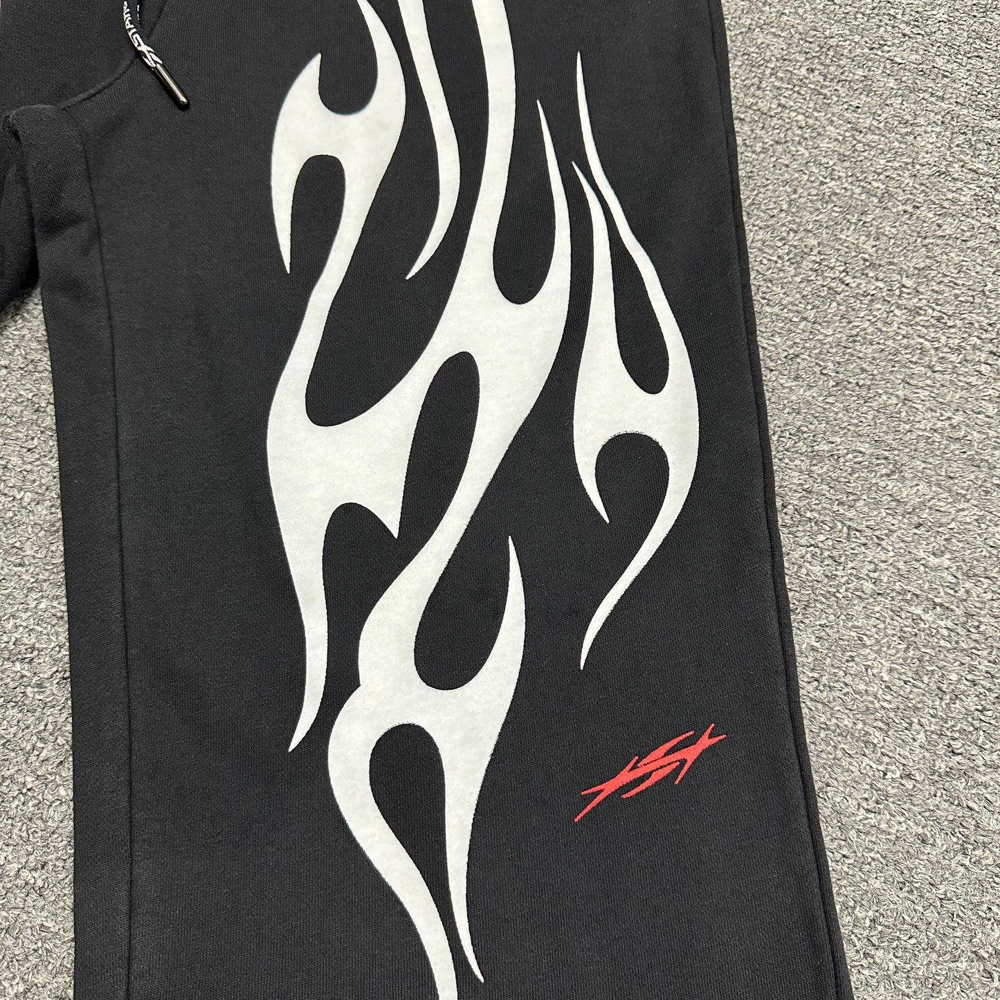 Hellstar Flame Shorts - White