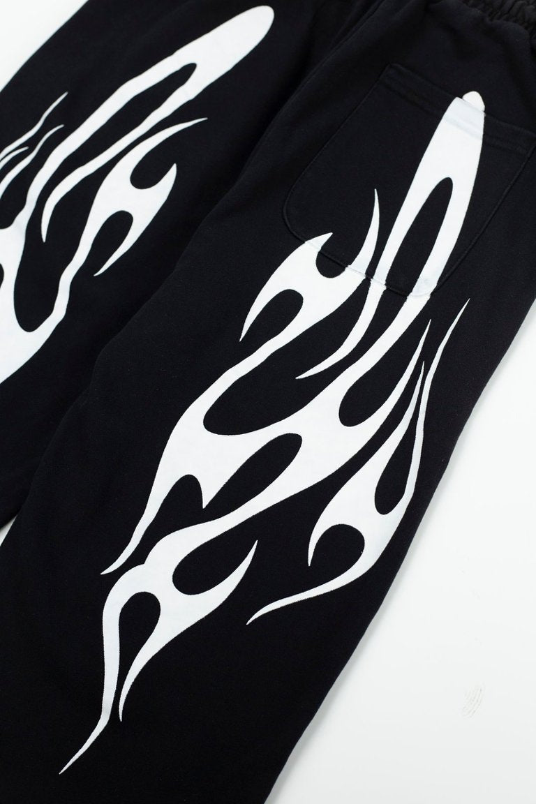 Hellstar Flame Shorts - White