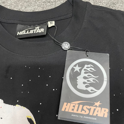 Crew neck collar and stitching detail on Hellstar UFO graphic T-shirt
Hellstar woven neck label inside UFO Attacks Planet black T-shirt
Hellstar branded hangtag attached to UFO Attacks Planet black T-shirt