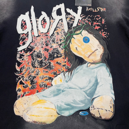 Oversized Hellstar Glory Doll graphic printed on washed black T-shirt
Full front Glory Doll artwork on Hellstar washed black graphic T-shirt
Close-up of button eye and stitched face details on Hellstar Glory Doll graphic
Close-up of jumbo screen print on Hellstar Glory Doll T-shirt
Detailed view of distressed colors and textured Glory Doll graphic print
