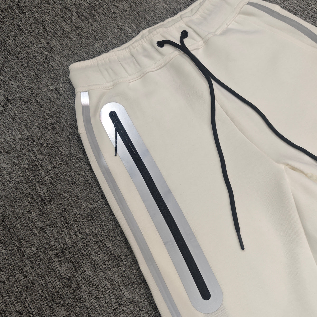 Nike Sportswear Tech Fleece Slim-Fit Reflective Joggers