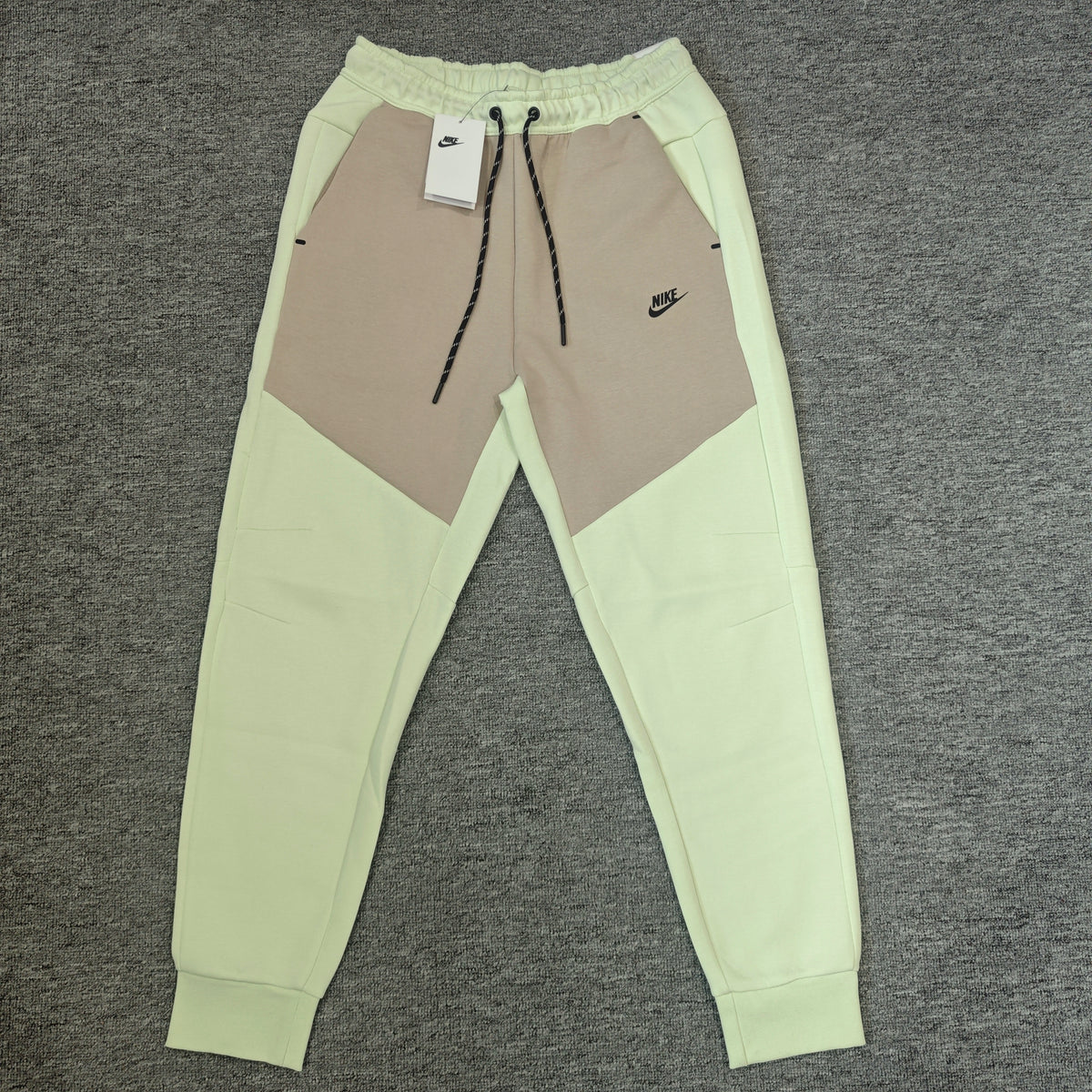 Nike Tech Fleece Men's Color-Block Tapered Jogger Pants
