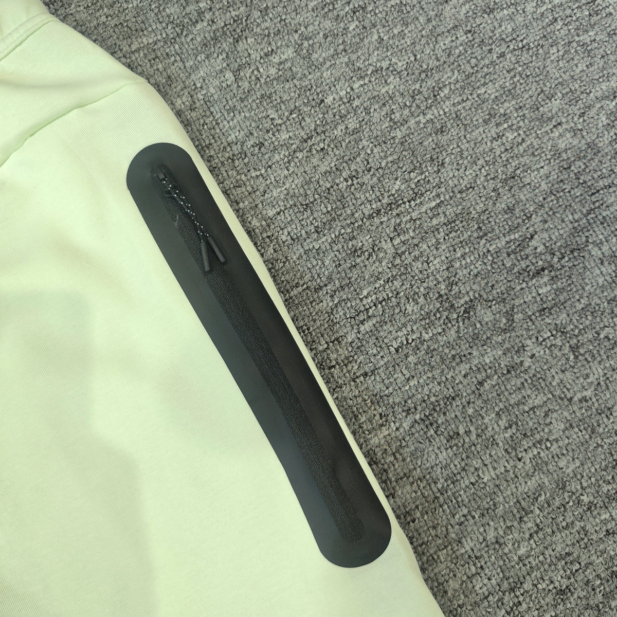 Nike Tech Fleece Men's Color-Block Tapered Jogger Pants
