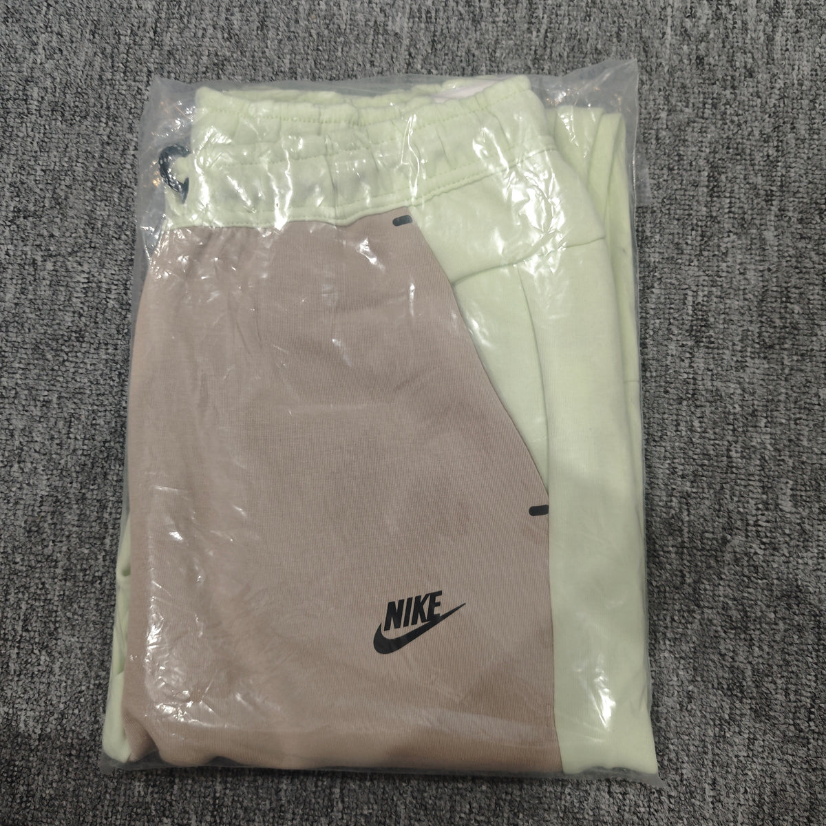 Nike Tech Fleece Men's Color-Block Tapered Jogger Pants