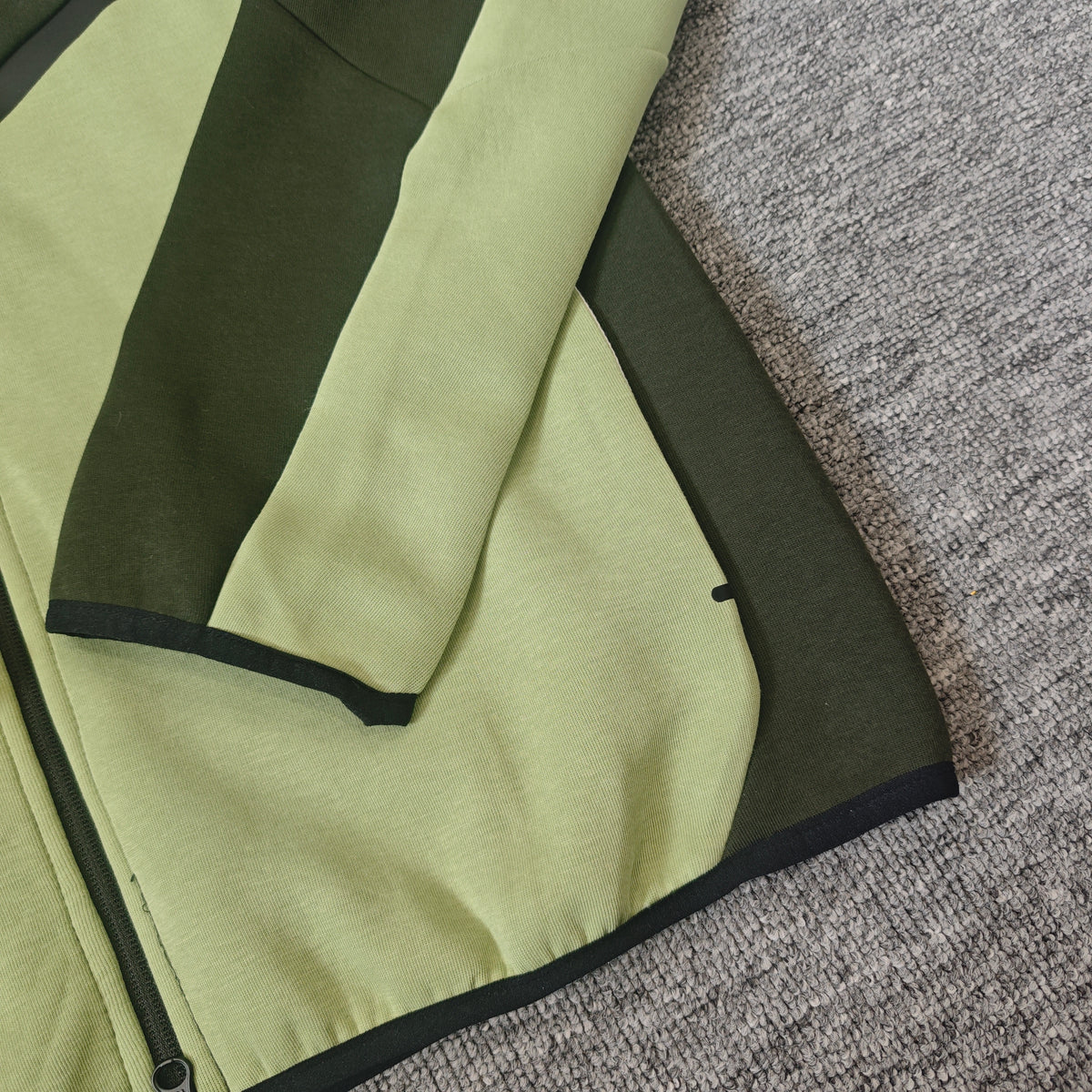 Nike Sportswear Tech Fleece Windrunner Full-Zip Colorblock Hoodie
