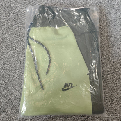Nike Sportswear Tech Fleece Slim-Fit Colorblock Joggers