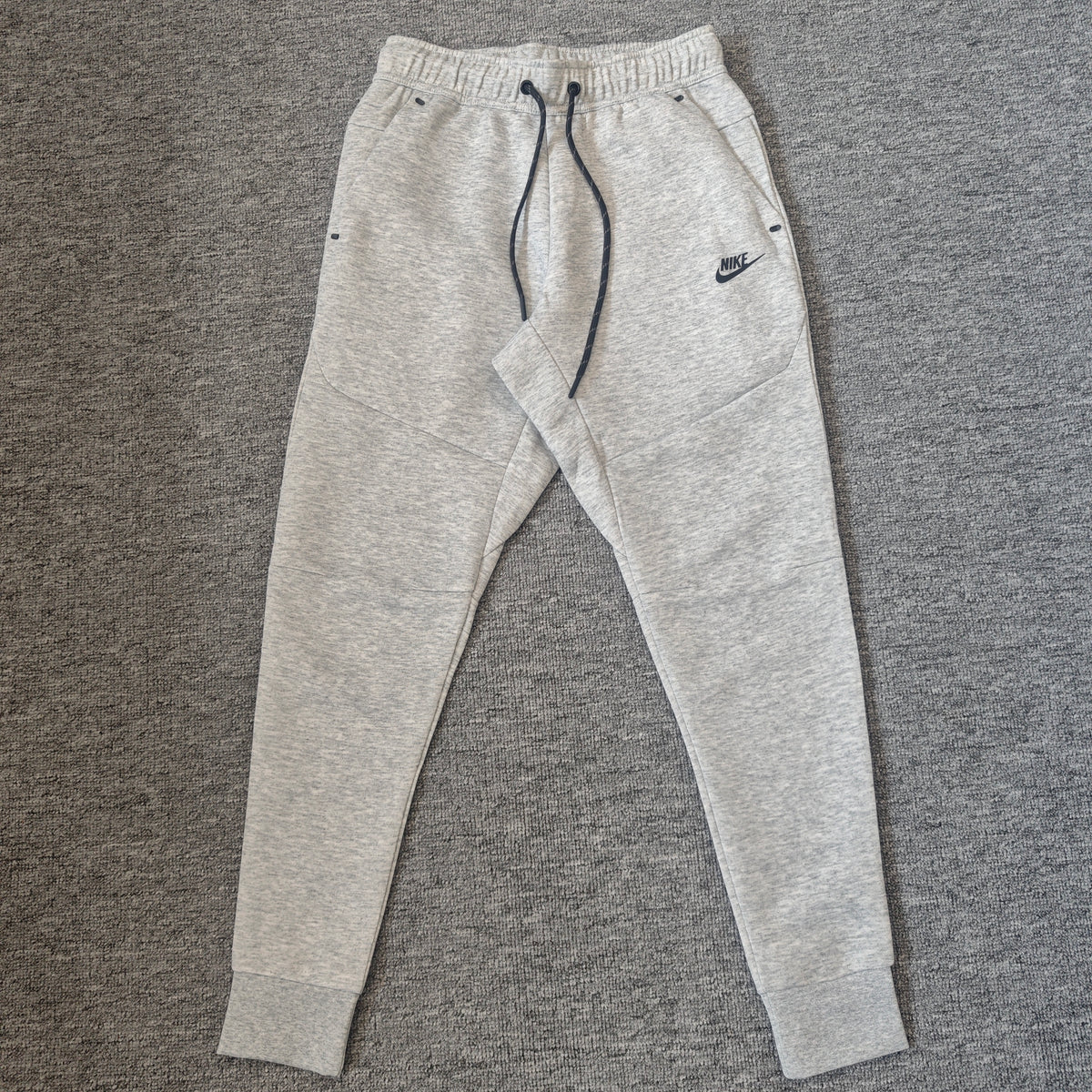 Nike Sportswear Tech Fleece Slim-Fit Joggers